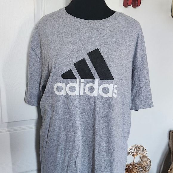 Vintage adidas graphic shirt large - Picture 2 of 7